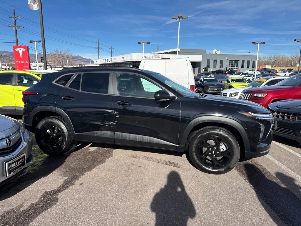 Used 2024 Chevrolet Trax LT image 8