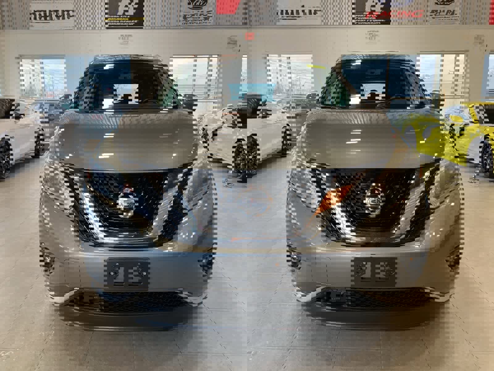 Used 2018 Nissan Murano Platinum image 2