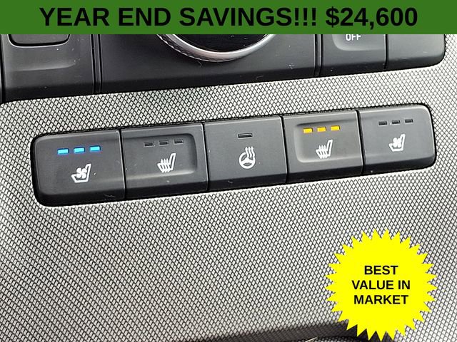 Used 2022 Hyundai Palisade Limited w/ Winter Package image 28