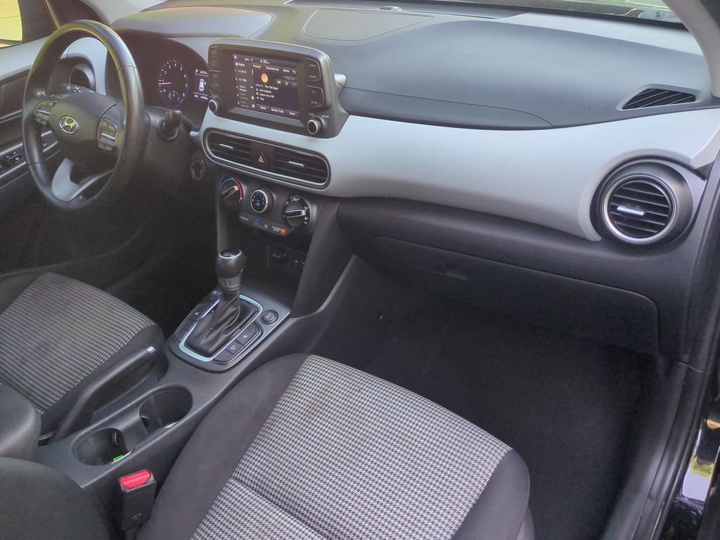 Used 2018 Hyundai Kona SEL AWD/4WD image 27