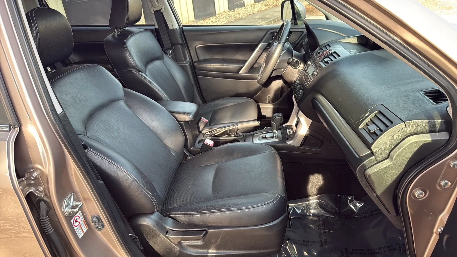 Used 2015 Subaru Forester 2.5i Limited AWD/4WD image 19