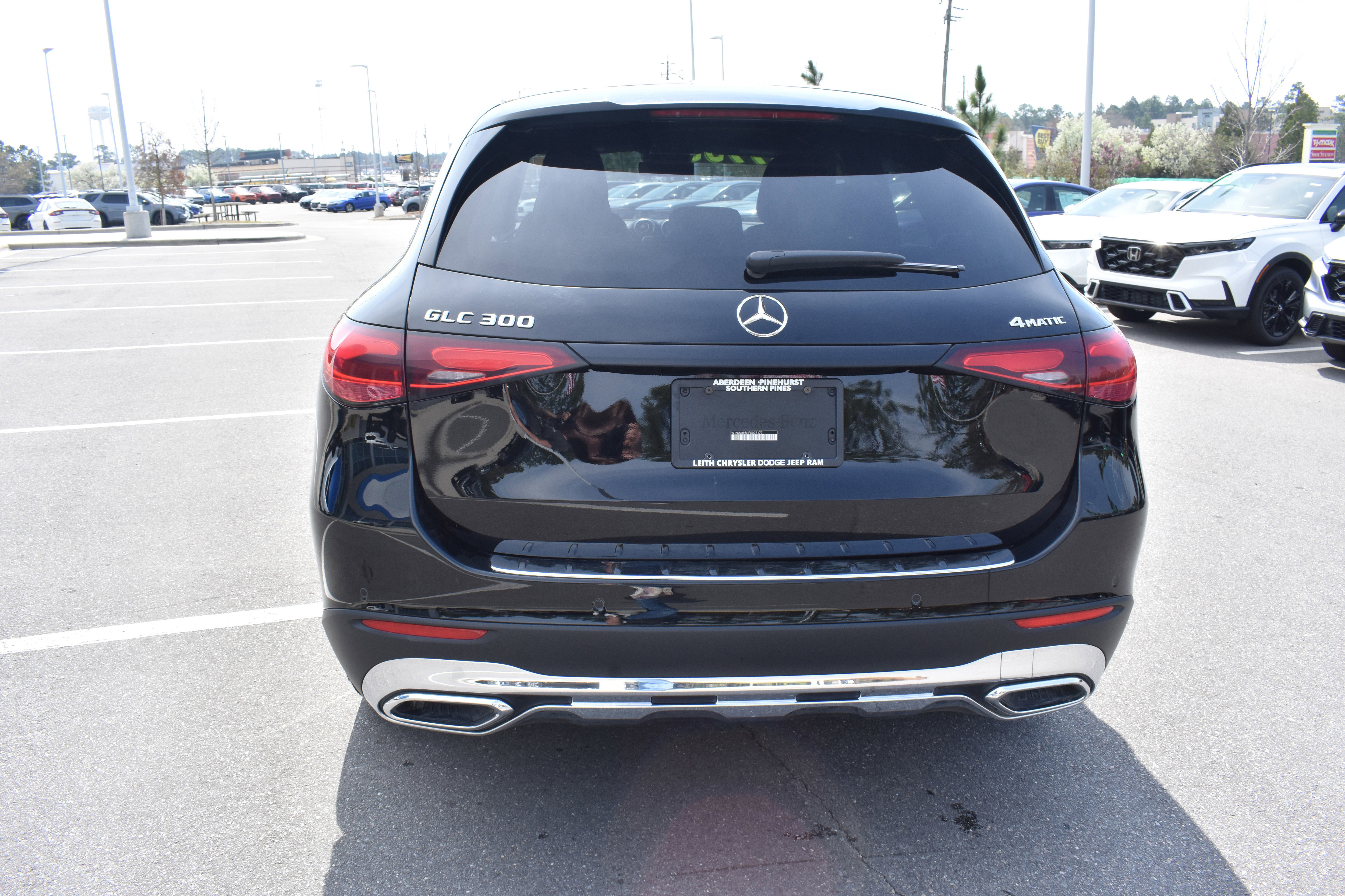 Used 2023 Mercedes-Benz GLC 300 4MATIC image 8