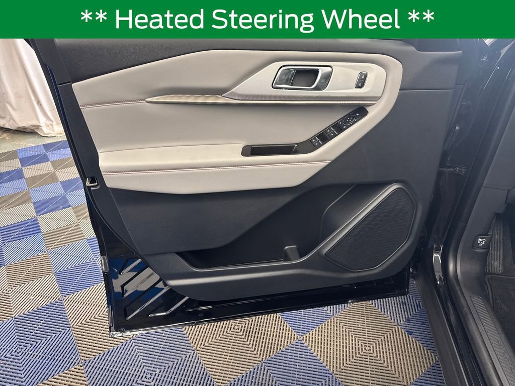 New 2026 Ford Explorer Active w/ Active Comfort Package AWD/4WD image 10