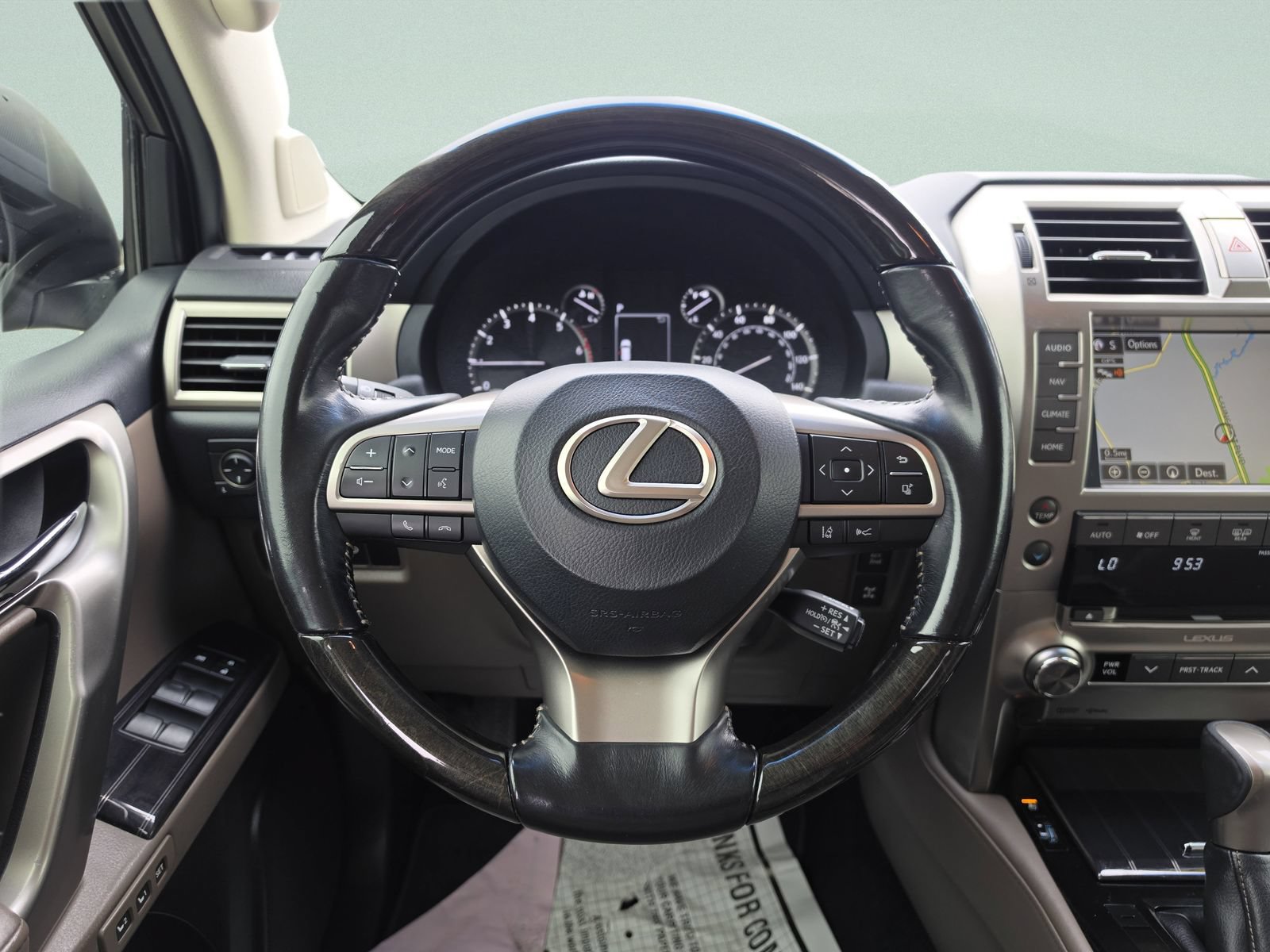 Used 2020 Lexus GX 460 Premium w/ Premium Package AWD/4WD image 16