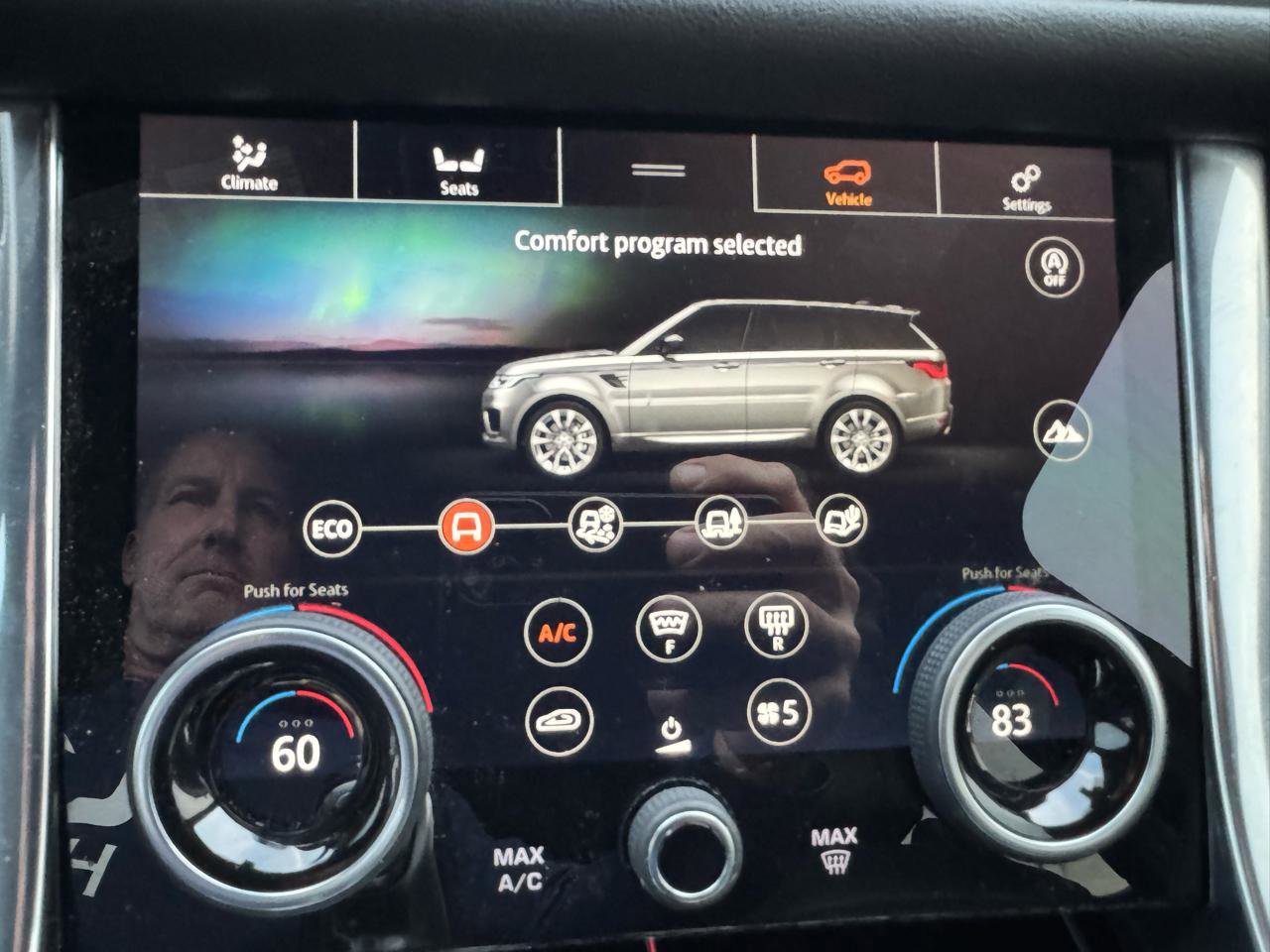 Used 2019 Land Rover Range Rover Sport HSE AWD/4WD image 35