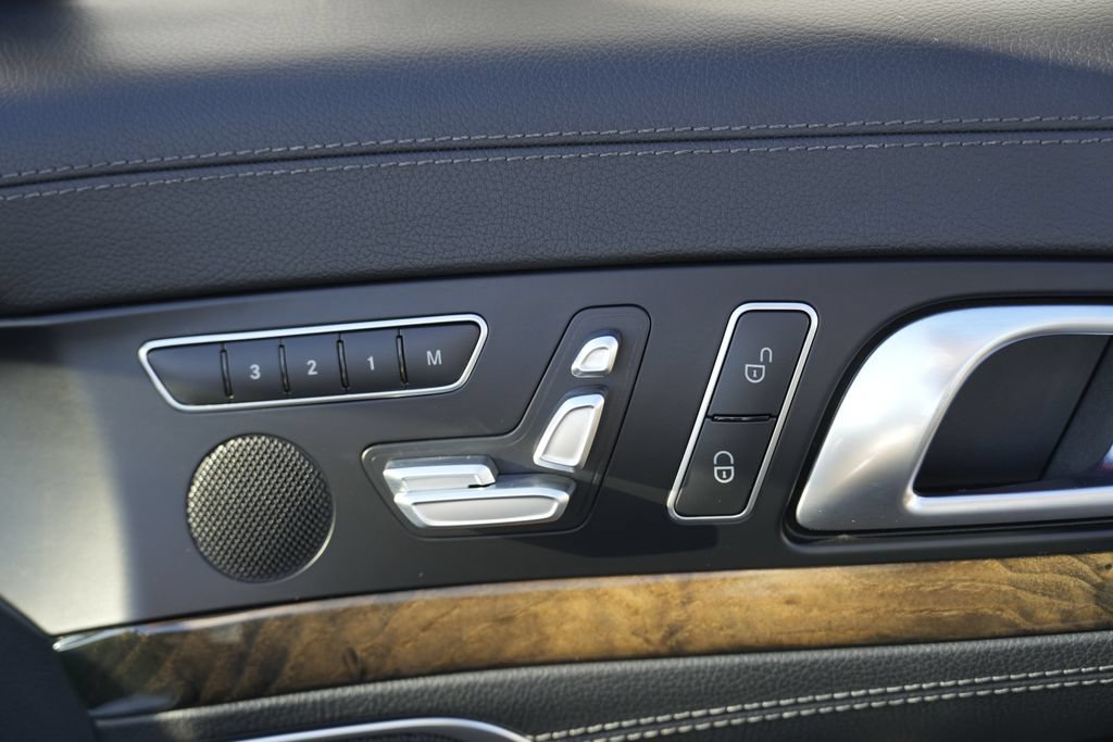 Used 2015 Mercedes-Benz SL 400 w/ Premium I Package image 27