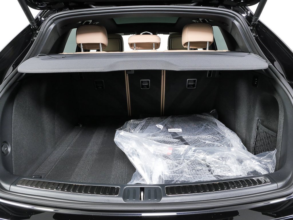 New 2026 Porsche Macan S image 32