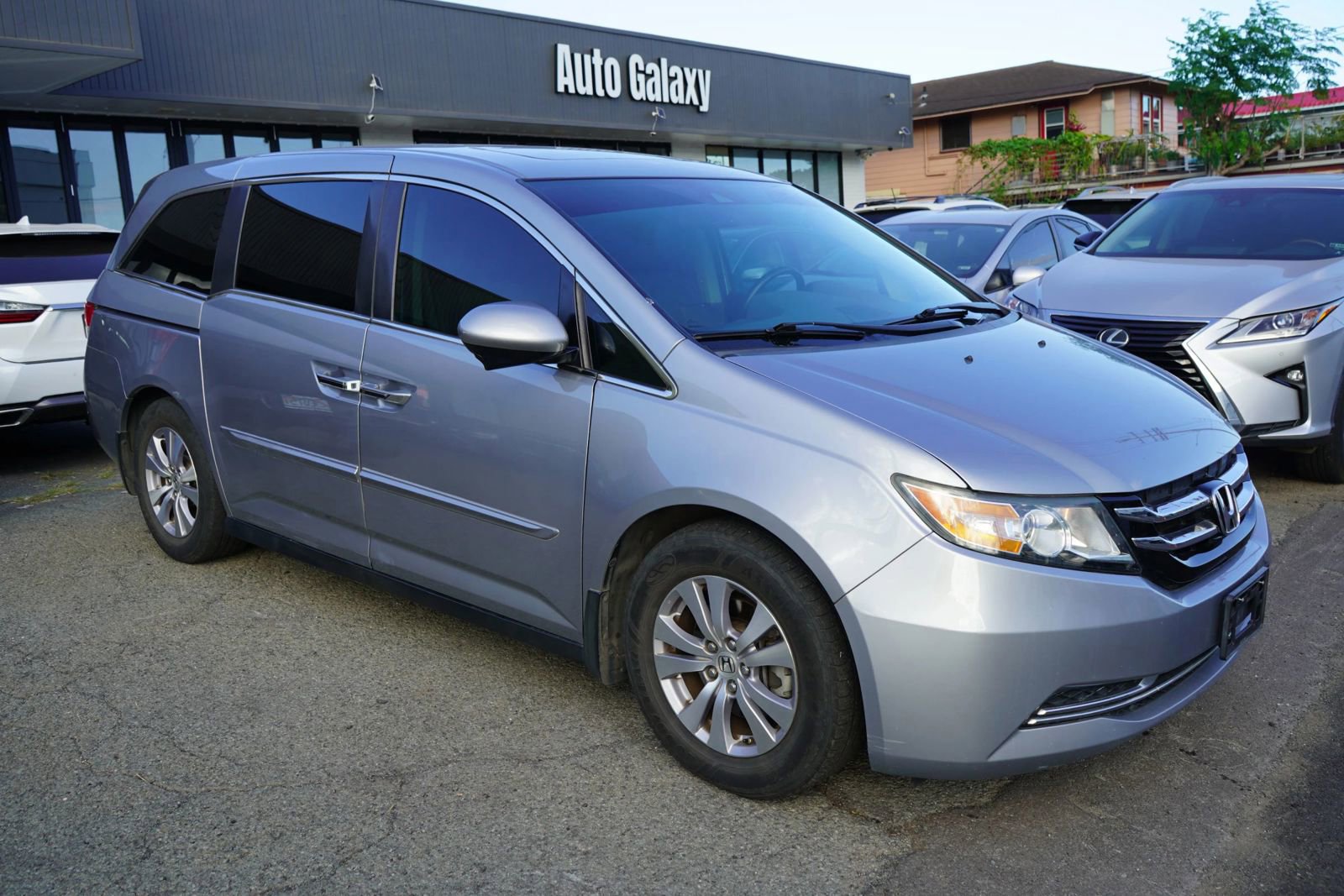 Used 2017 Honda Odyssey EX-L image 3