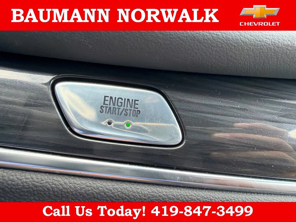 Used 2024 Buick Enclave Essence w/ Sport Touring Edition FWD image 35