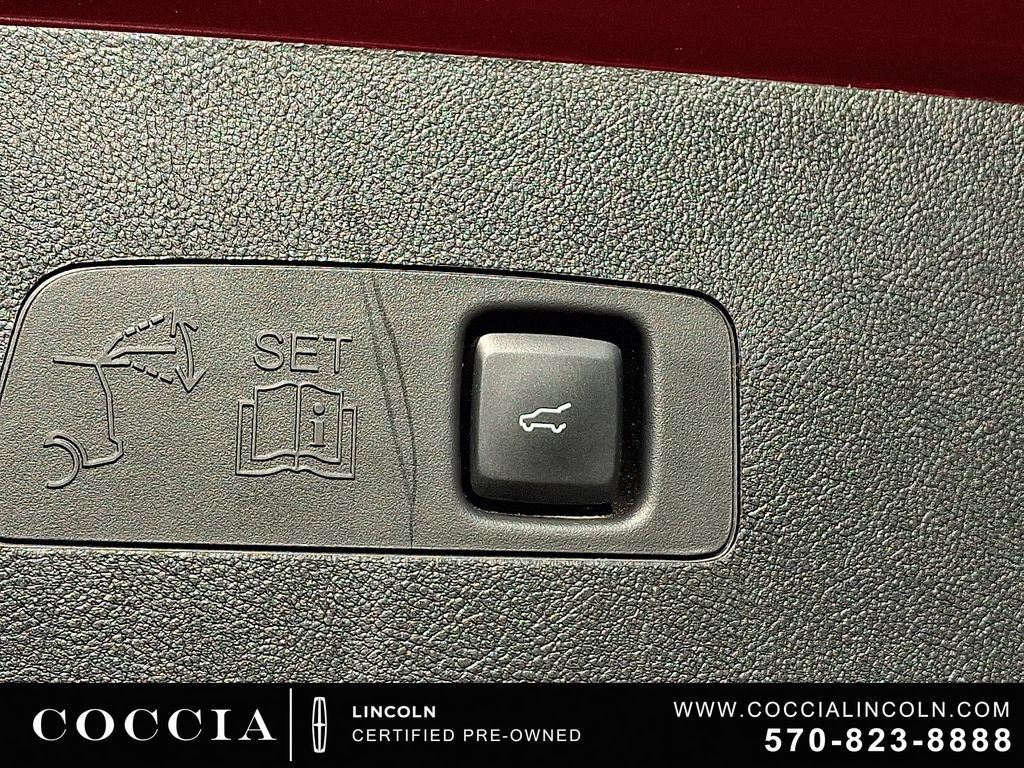 Certified 2022 Lincoln Corsair AWD w/ Equipment Group 101A image 29