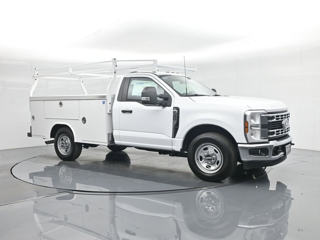 New 2025 Ford F350 XL w/ XL Chrome Package image 27