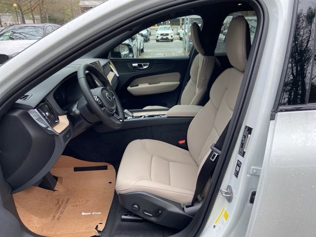 New 2026 Volvo XC60 B5 Core w/ Climate Package AWD/4WD image 11