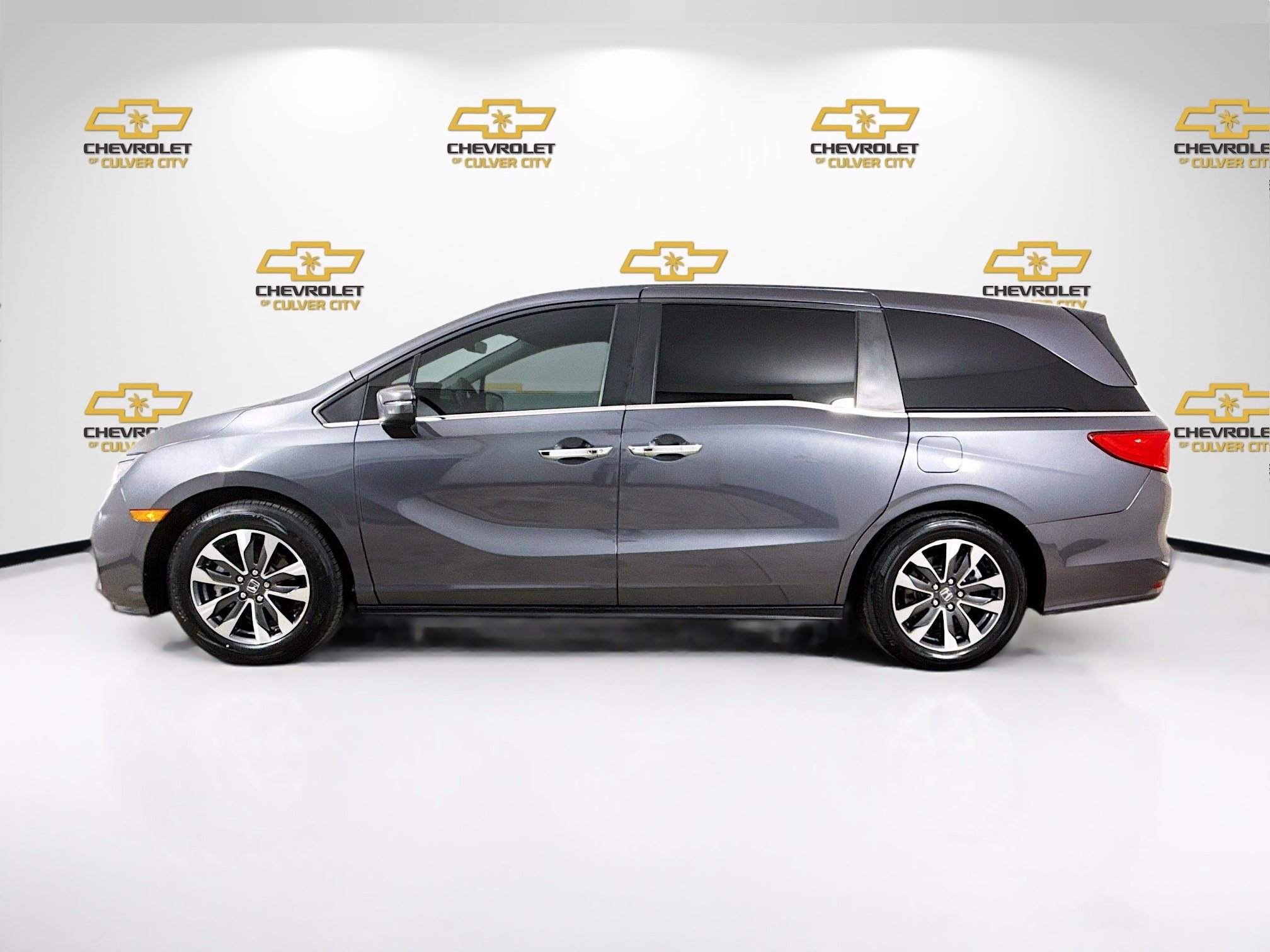 Used 2023 Honda Odyssey EX-L image 5