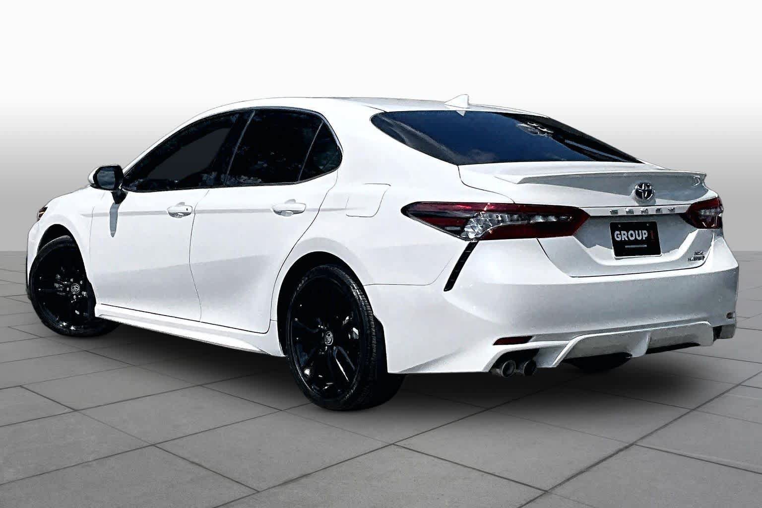 Used 2024 Toyota Camry XSE w/ Cold Weather Package FWD image 12
