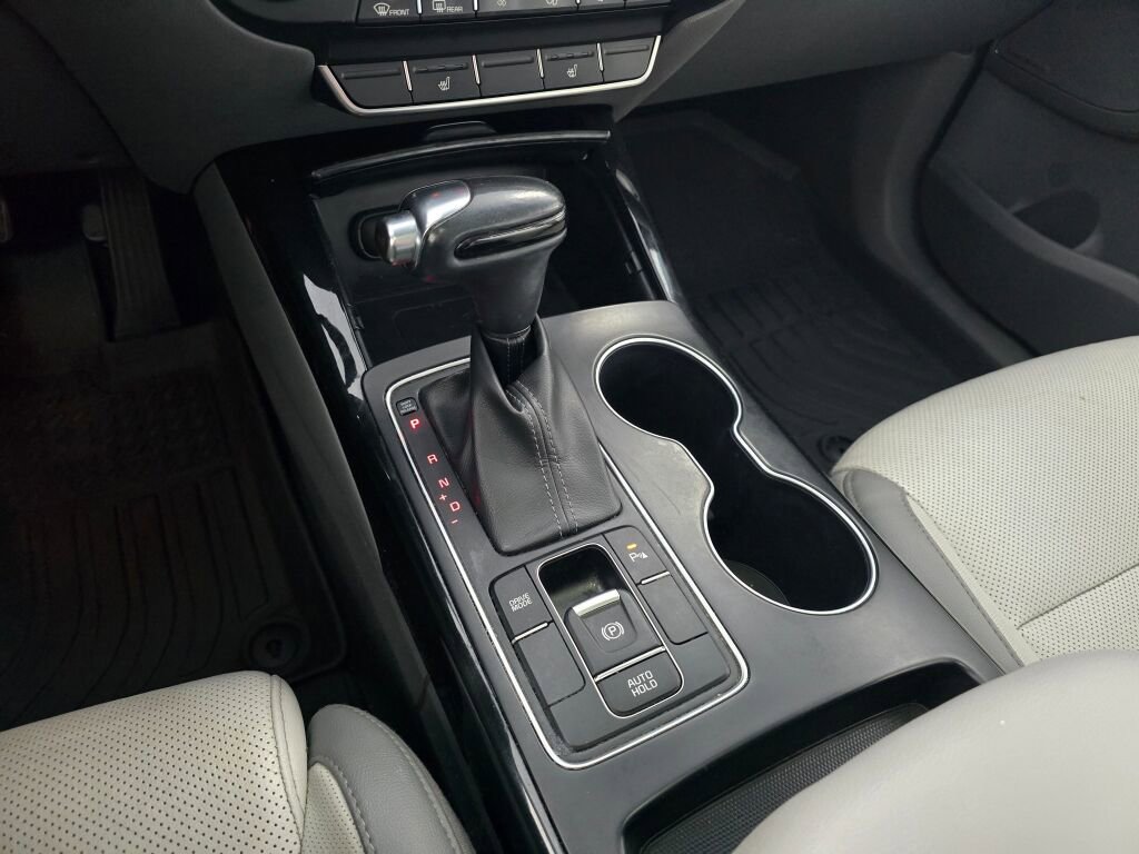 Used 2019 Kia Sorento SX image 36