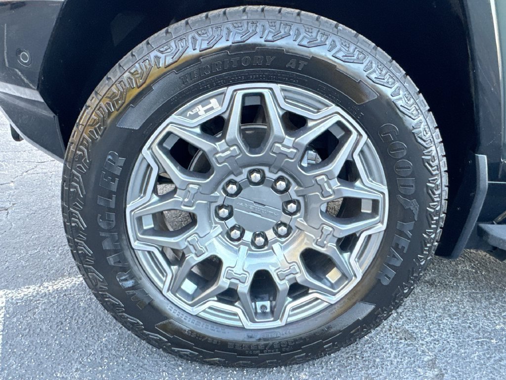 Used 2024 GMC Hummer EV 3X AWD/4WD image 12