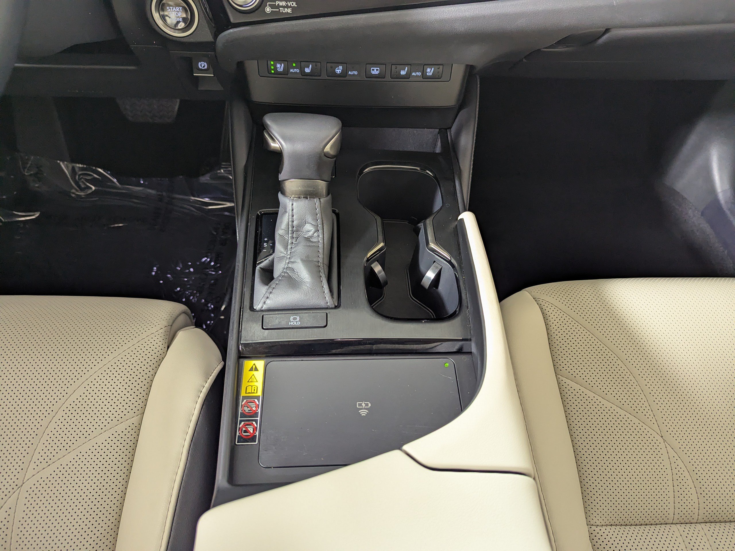 Used 2025 Lexus ES 350 Ultra Luxury FWD image 21