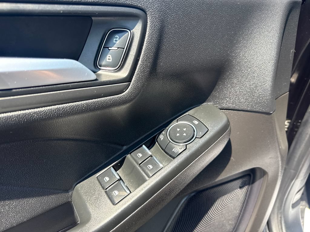 Used 2024 Ford Escape SE FWD image 48