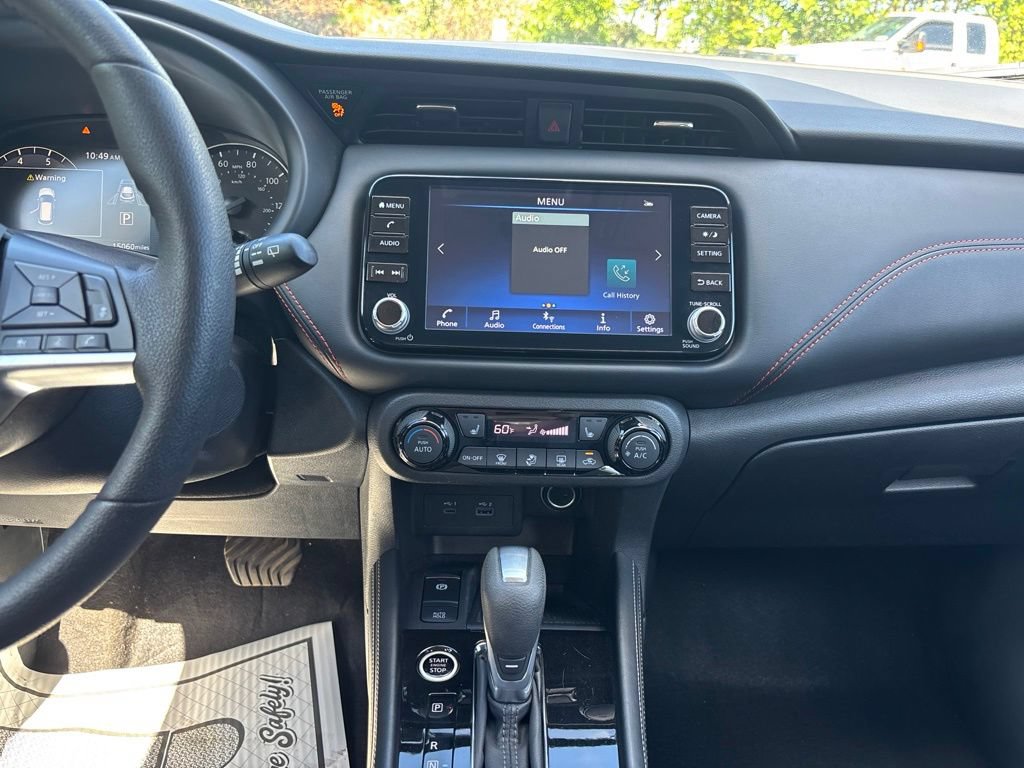 Used 2024 Nissan Kicks SR w/ SR Premium Package FWD image 29