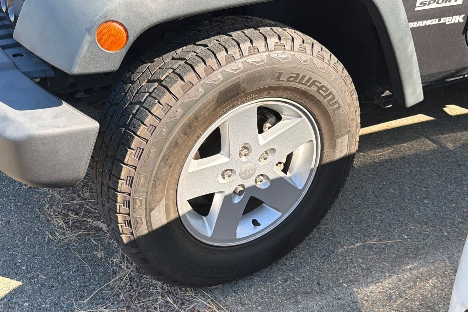 Used 2018 Jeep Wrangler Sport AWD/4WD image 21