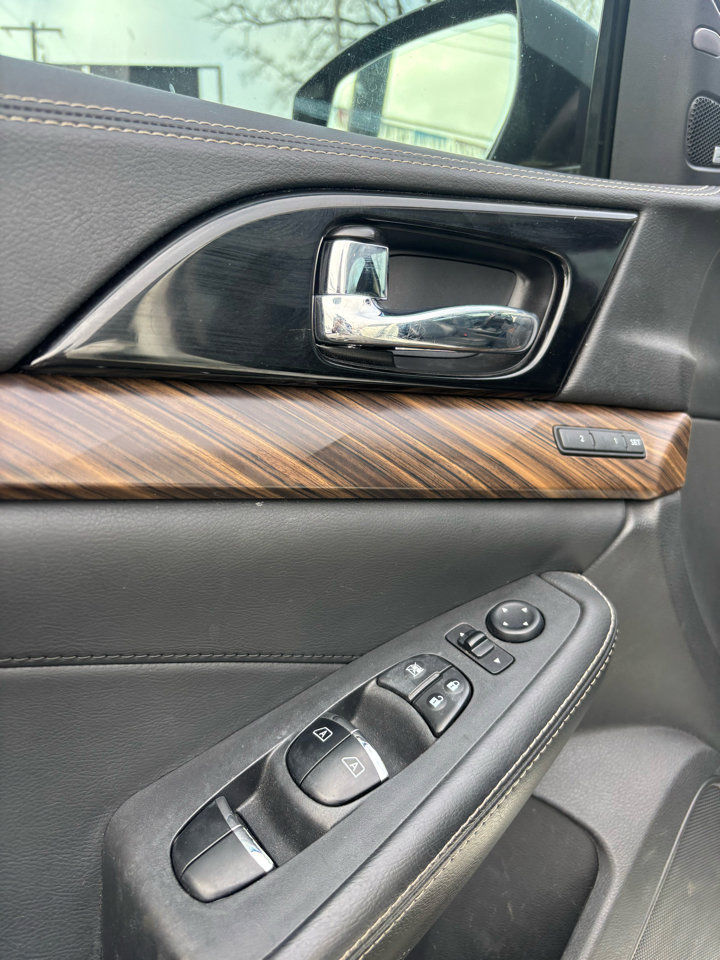 Used 2017 Nissan Maxima Platinum image 7