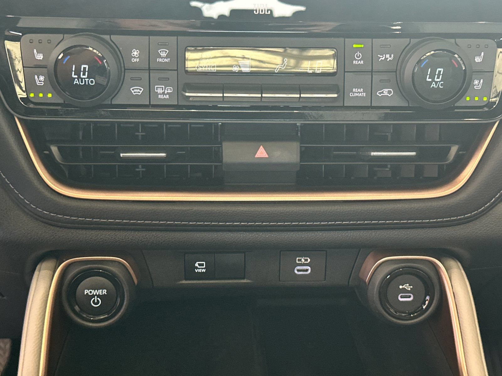 Used 2025 Toyota Grand Highlander AWD Hybrid image 24