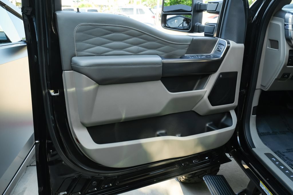 Used 2026 Ford F450 Platinum w/ Platinum Plus Package AWD/4WD image 45