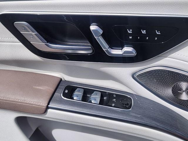 Certified 2023 Mercedes-Benz EQS 580 4MATIC SUV image 11