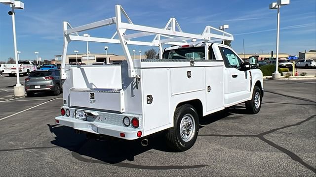 New 2026 Ford F250 XL w/ XL Chrome Package image 3