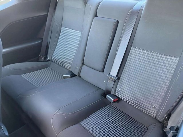 Used 2023 Dodge Challenger SXT image 7