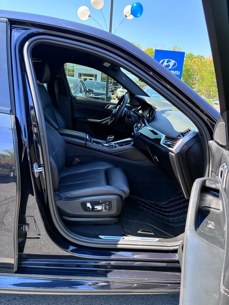 Used 2023 BMW X6 M50i w/ Executive Package AWD/4WD image 24