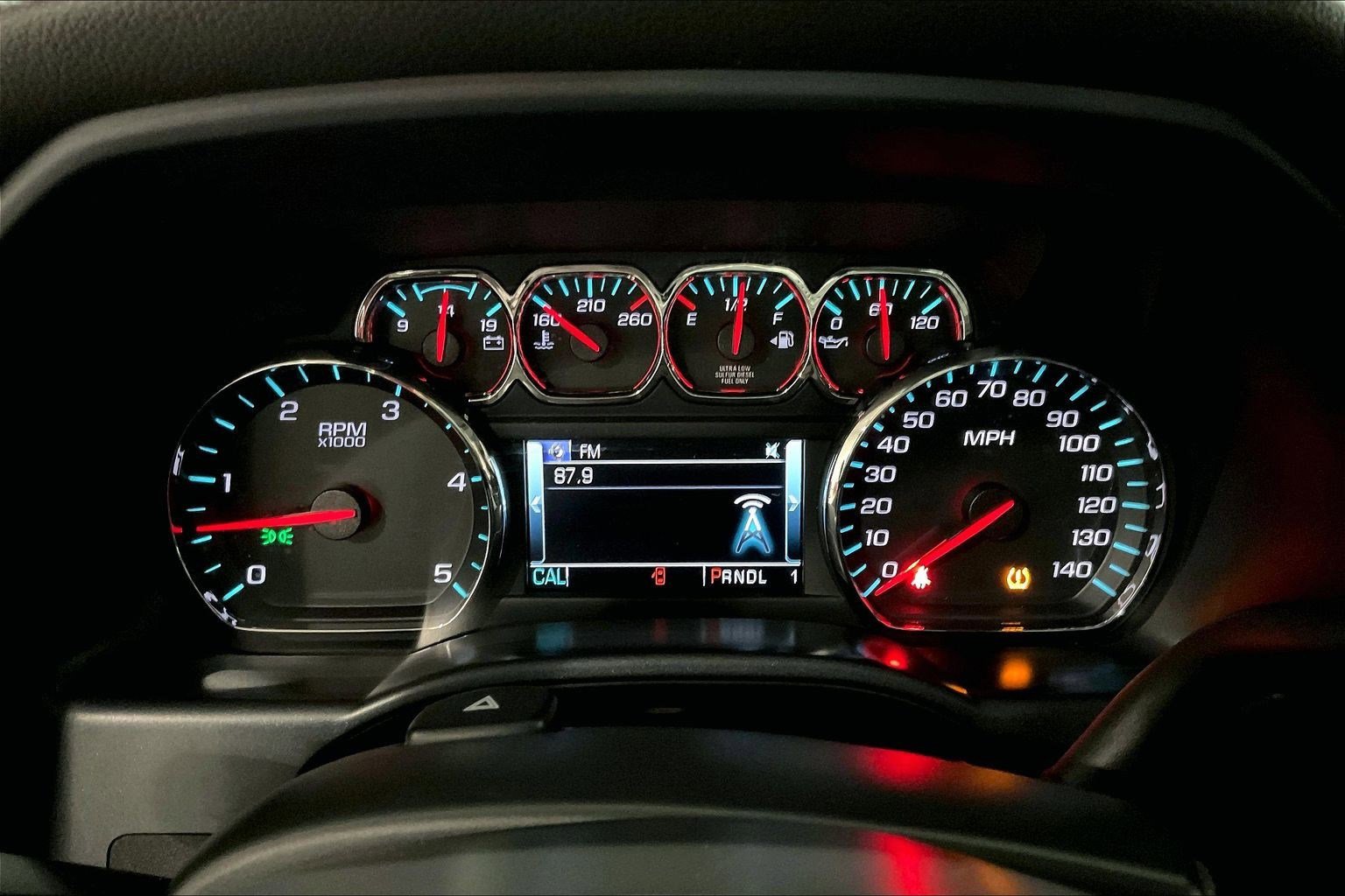 Used 2018 Chevrolet Silverado 2500 High Country w/ Duramax Plus Package image 13