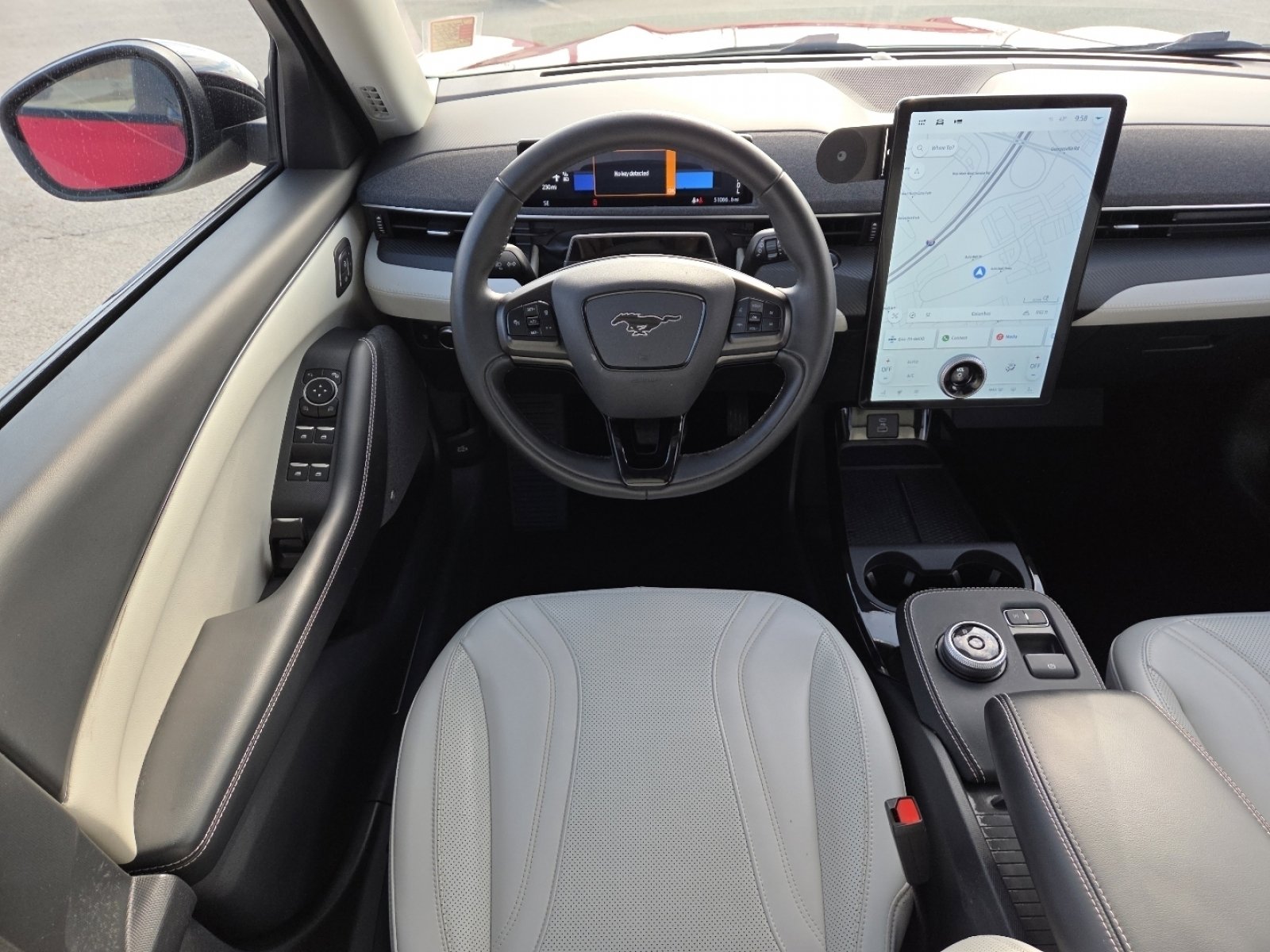 Used 2022 Ford Mustang Mach-E Premium image 27