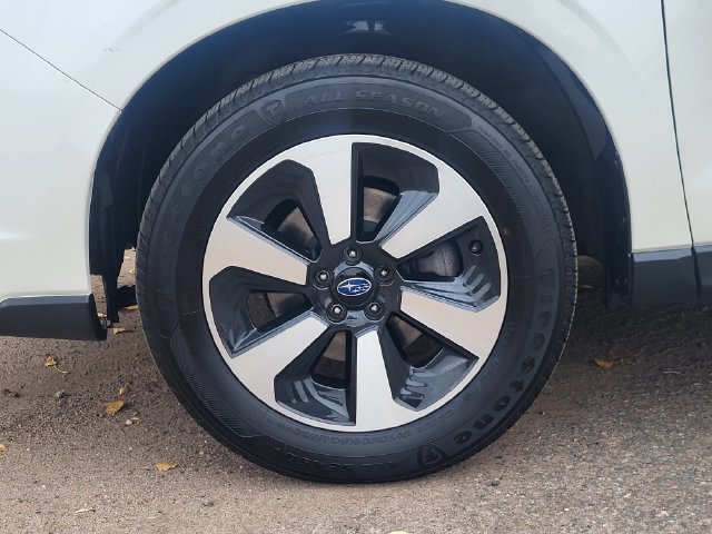Used 2017 Subaru Forester 2.5i Premium AWD/4WD image 12