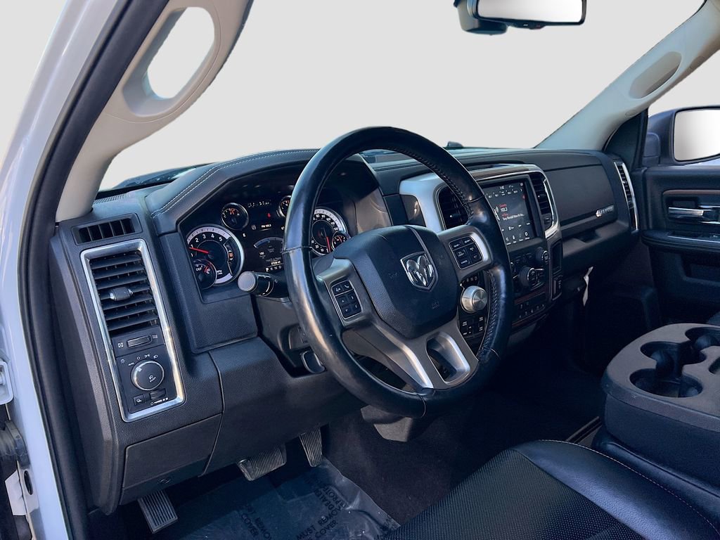 Used 2019 RAM 1500 Laramie image 9