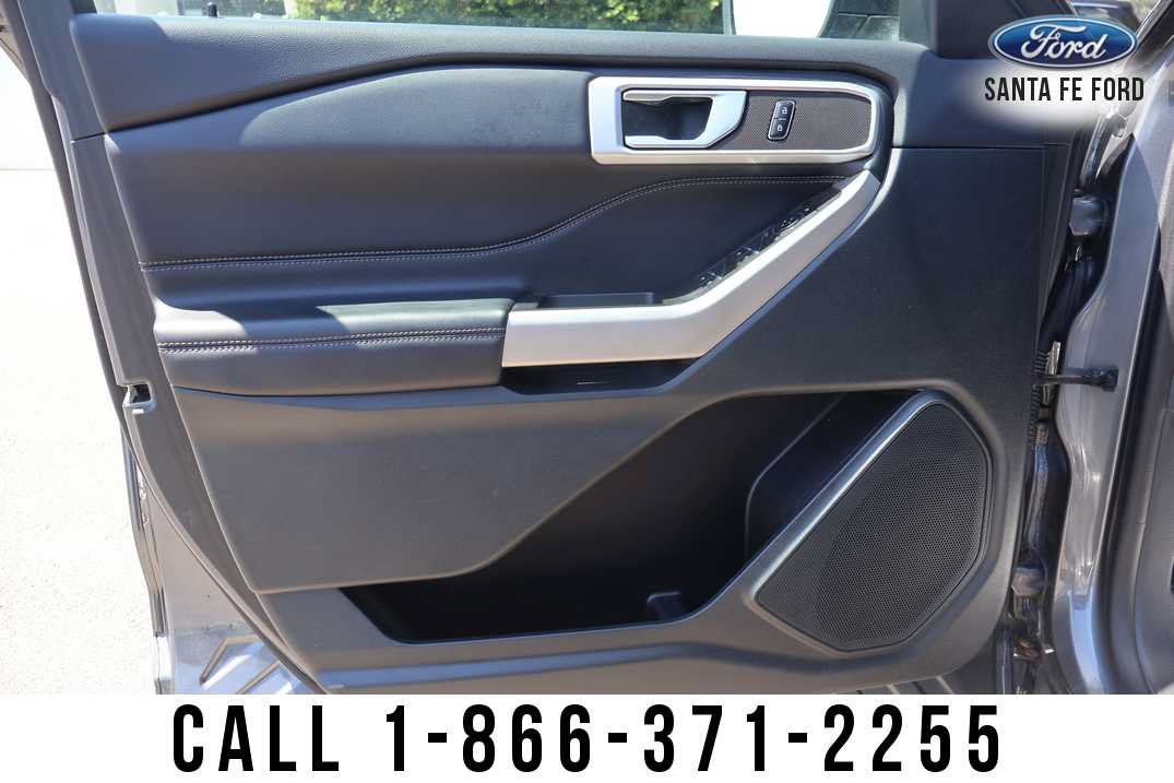 New 2024 Ford Explorer XLT w/ Equipment Group 202A AWD/4WD image 17
