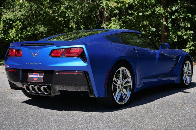 Used 2015 Chevrolet Corvette Stingray Coupe w/ 2LT Preferred Equipment Group RWD image 9