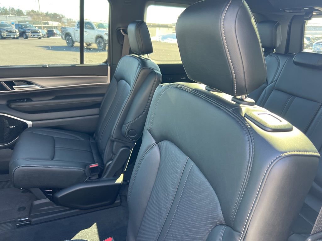New 2026 Jeep Grand Wagoneer Limited image 23