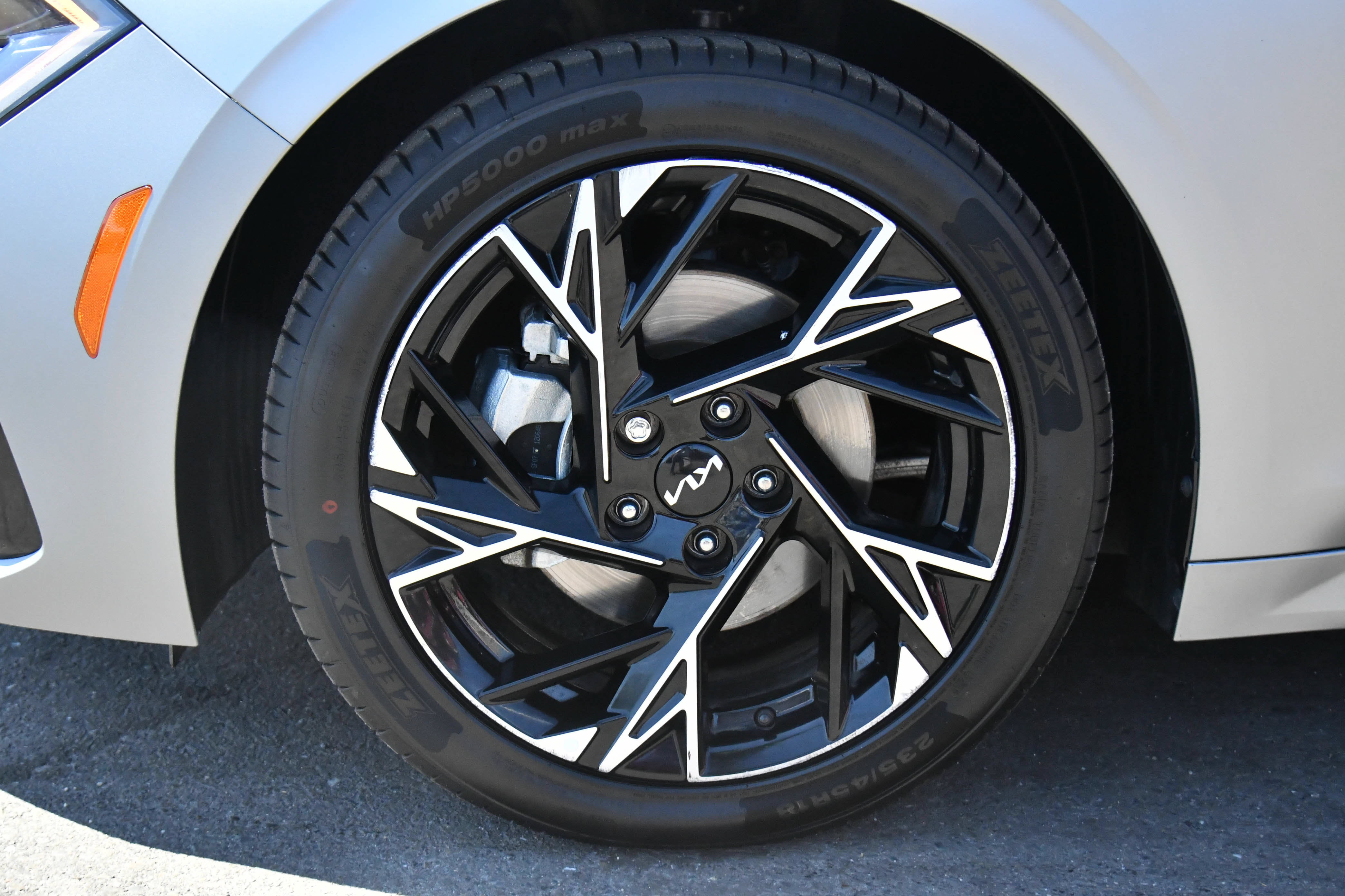 Used 2025 Kia K5 GT-Line w/ GT-Line Premium Package FWD image 12