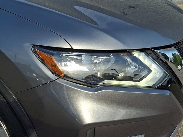 Used 2020 Nissan Rogue S FWD image 10