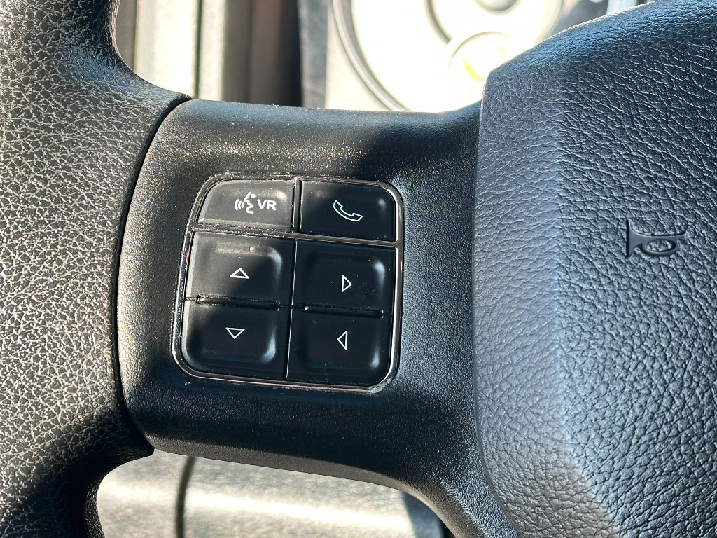 Used 2015 RAM 2500 SLT image 16