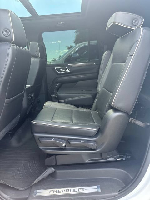 Used 2021 Chevrolet Suburban Premier w/ Premium Package AWD/4WD image 50