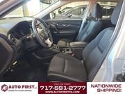Used 2017 Nissan Rogue SV w/ SV Premium Package AWD/4WD image 13