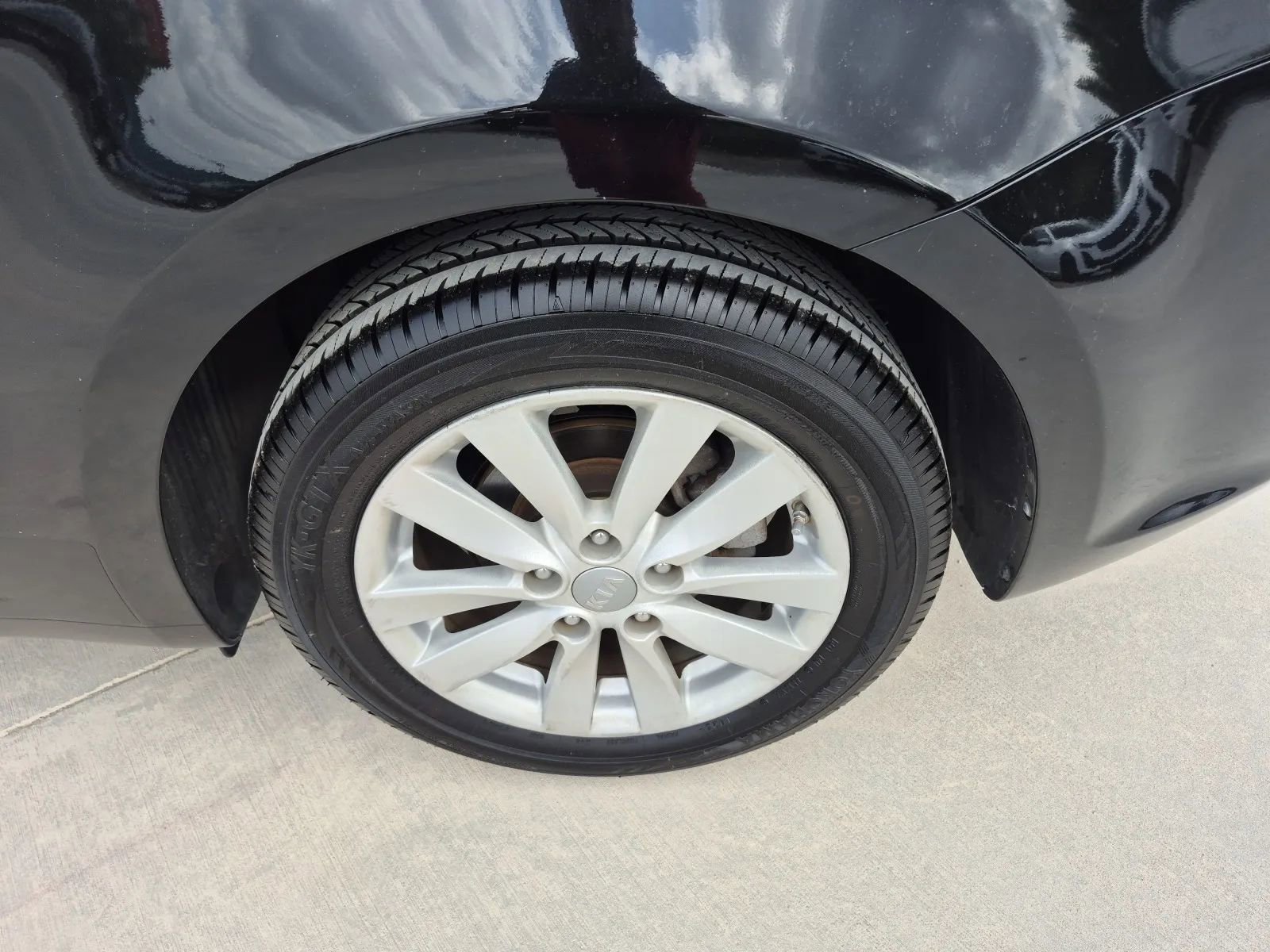 Used 2015 Kia Forte Koup EX FWD image 9
