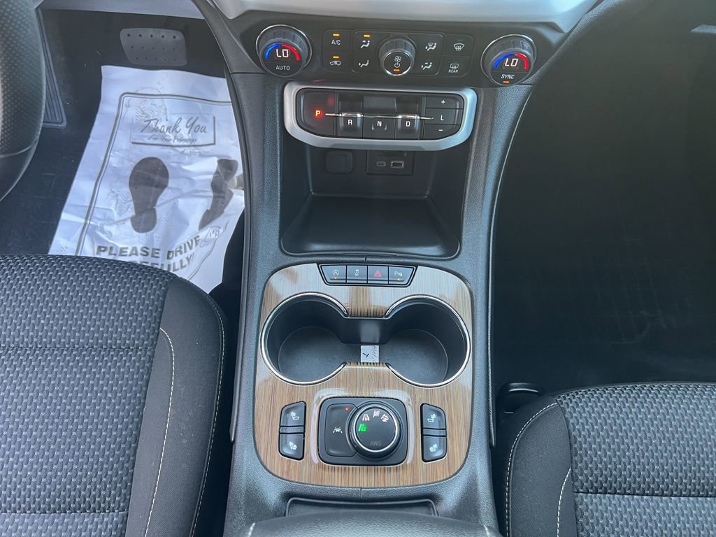 Used 2022 GMC Acadia SLE w/ Driver Convenience Package image 15