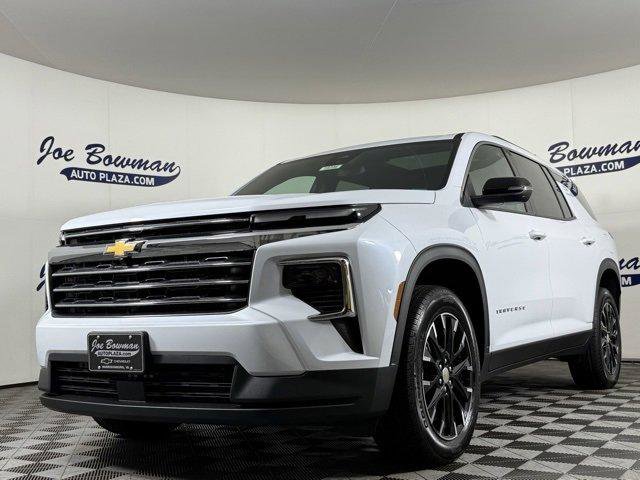 New 2026 Chevrolet Traverse LT w/ Sun and Wheel Package image 3