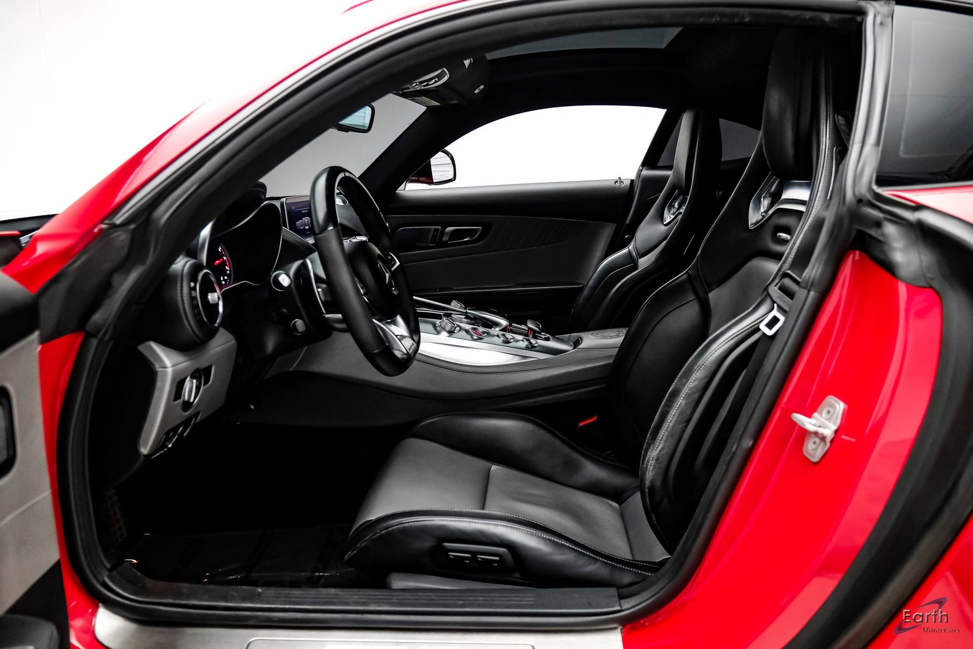 Used 2016 Mercedes-Benz AMG GT S image 37