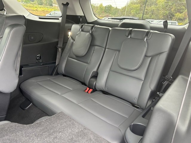 New 2025 Ford Explorer Active image 14