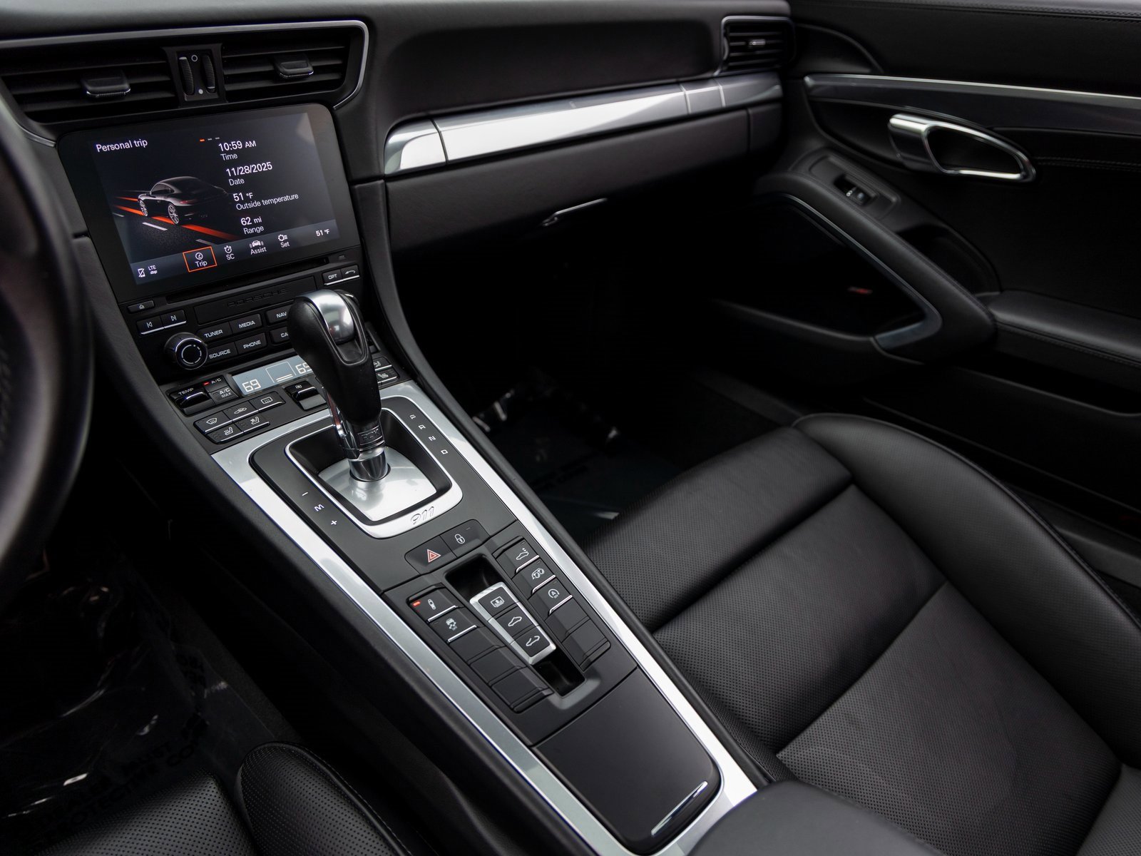 Certified 2017 Porsche 911 Carrera 4S image 40