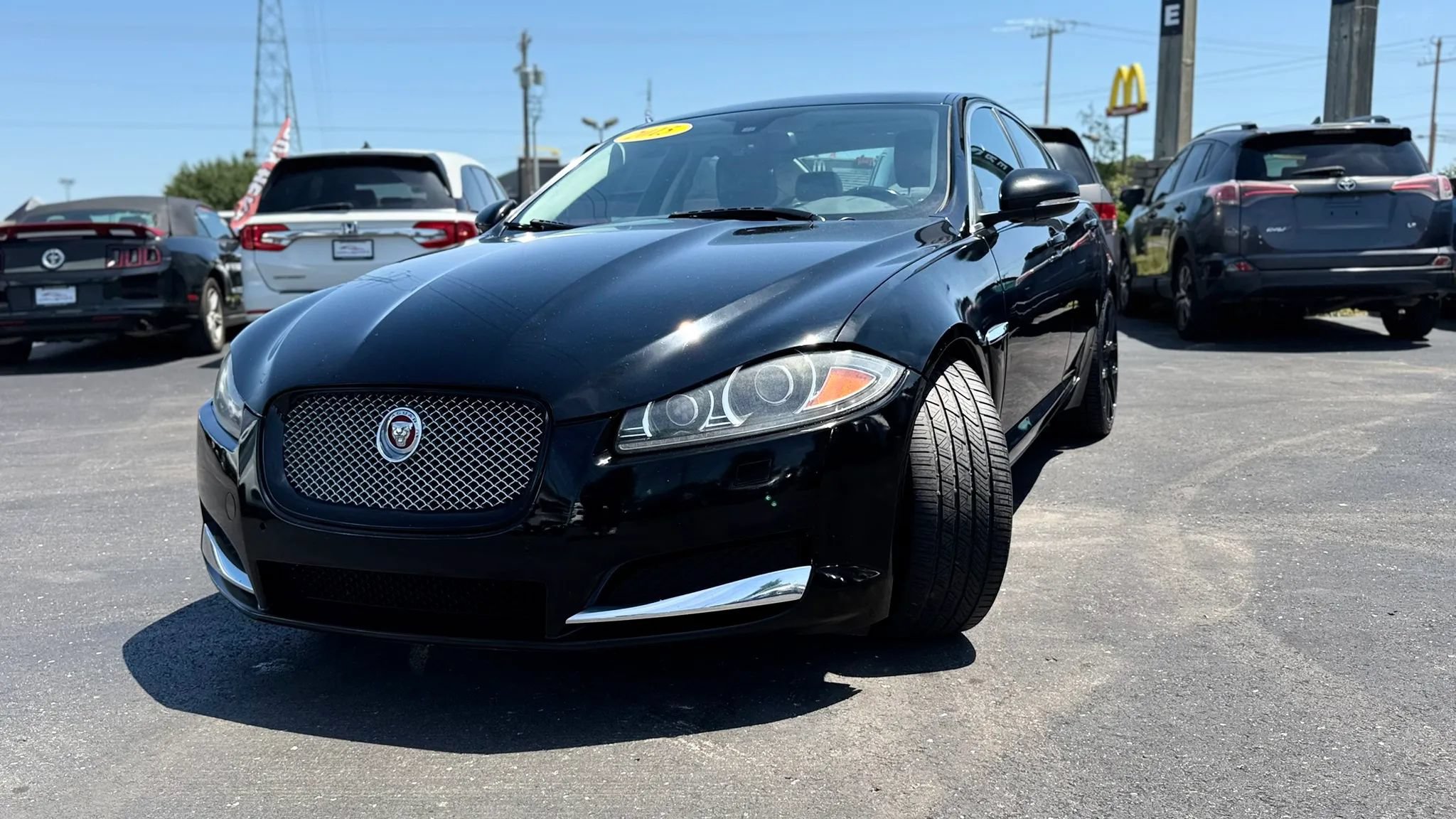 Used 2015 Jaguar XF Portfolio RWD image 8